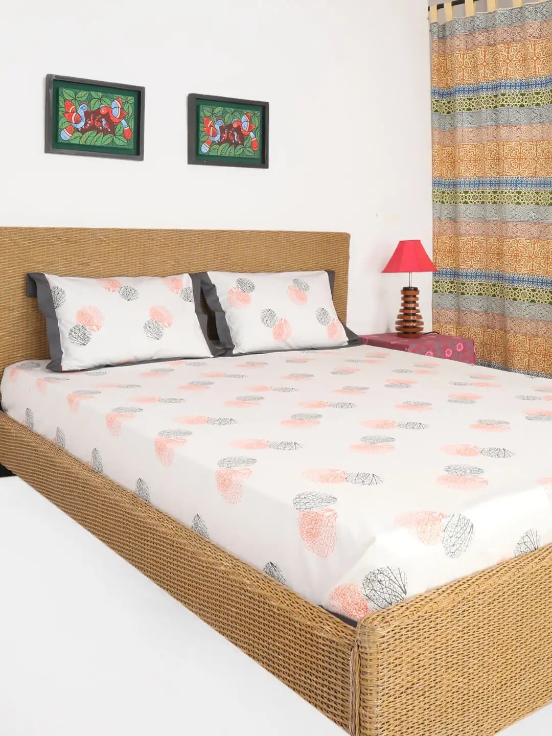 White Printed Cotton Bed Cover Set